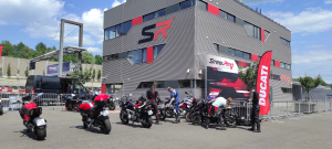 Okruhové testování Hypermotard 698 Mono